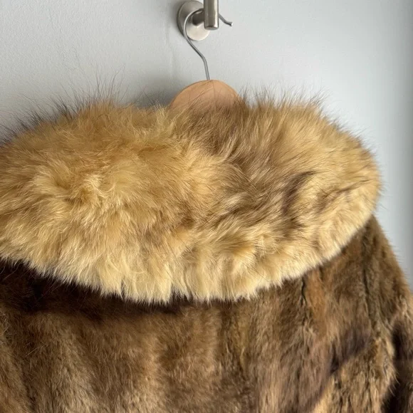 Vintage 70s Penny Lane Raccoon Fur Coat Fox Collar XS/S Longline Boho Statement - Picture 13 of 16